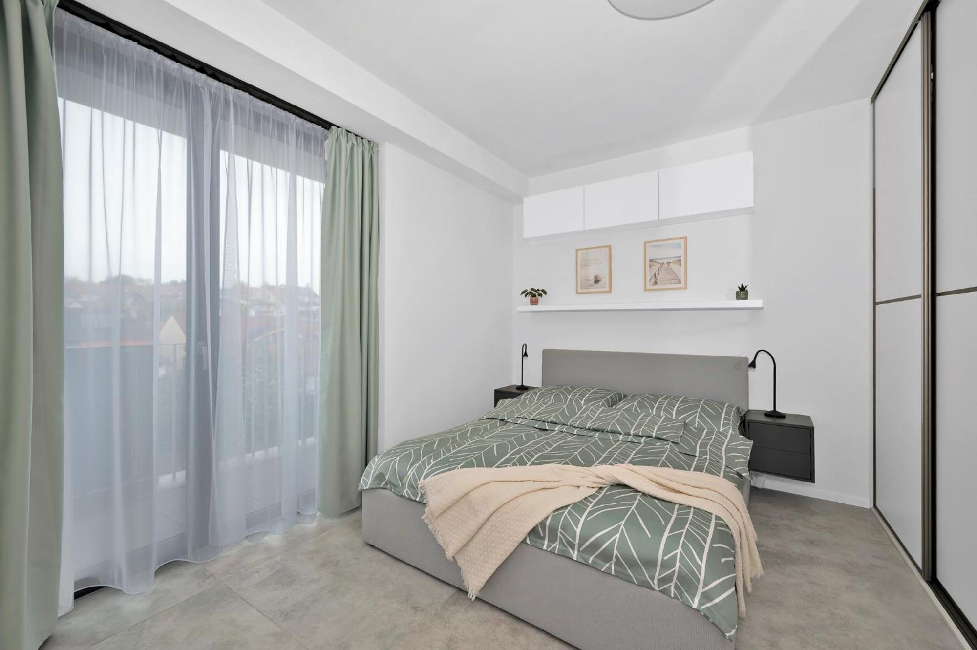 Fully Equipped Apartments With Terraces, Free Garage Parking, Netflix & Ac - By Apartmany Slapanice Cz Exteriör bild