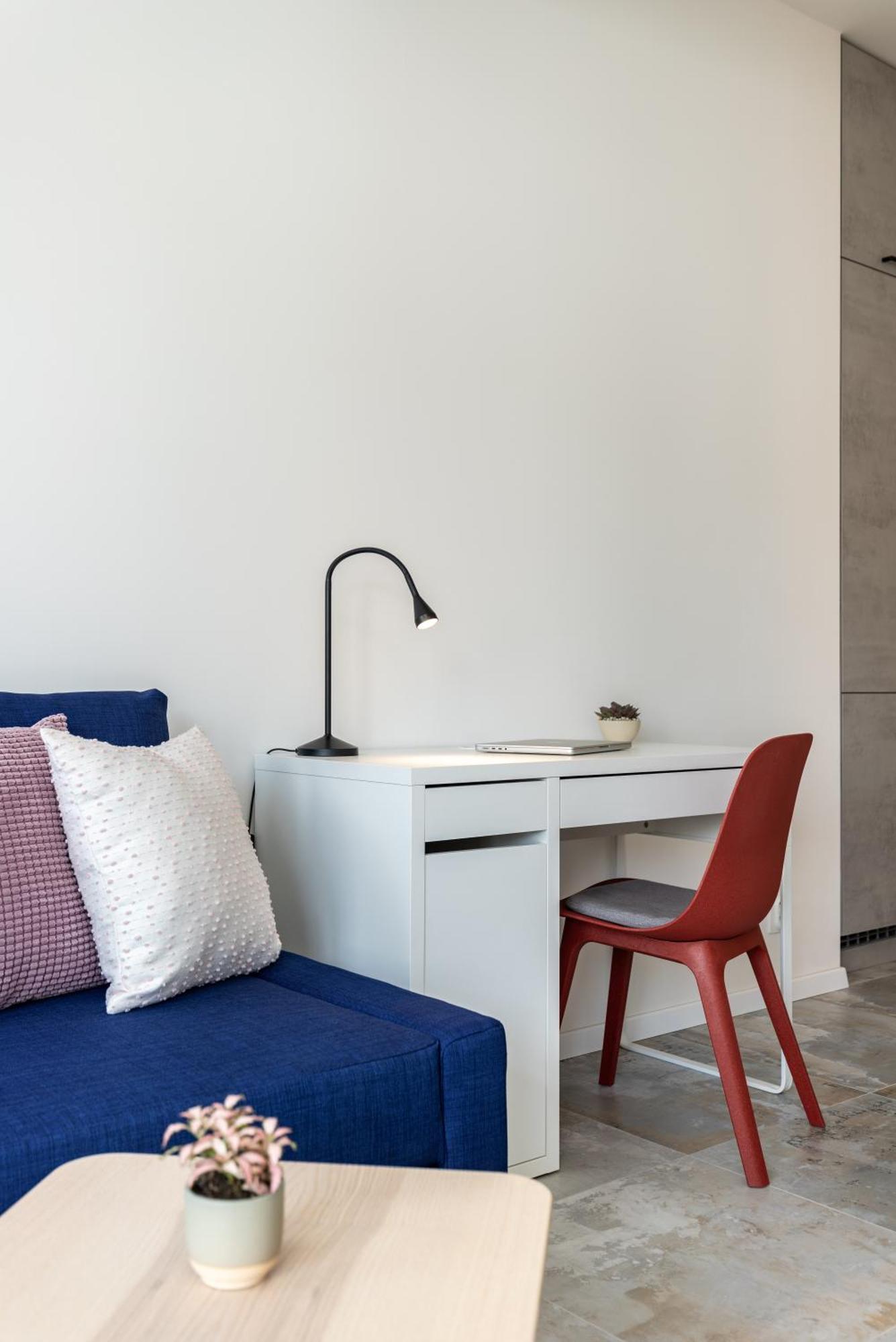 Fully Equipped Apartments With Terraces, Free Garage Parking, Netflix & Ac - By Apartmany Slapanice Cz Exteriör bild