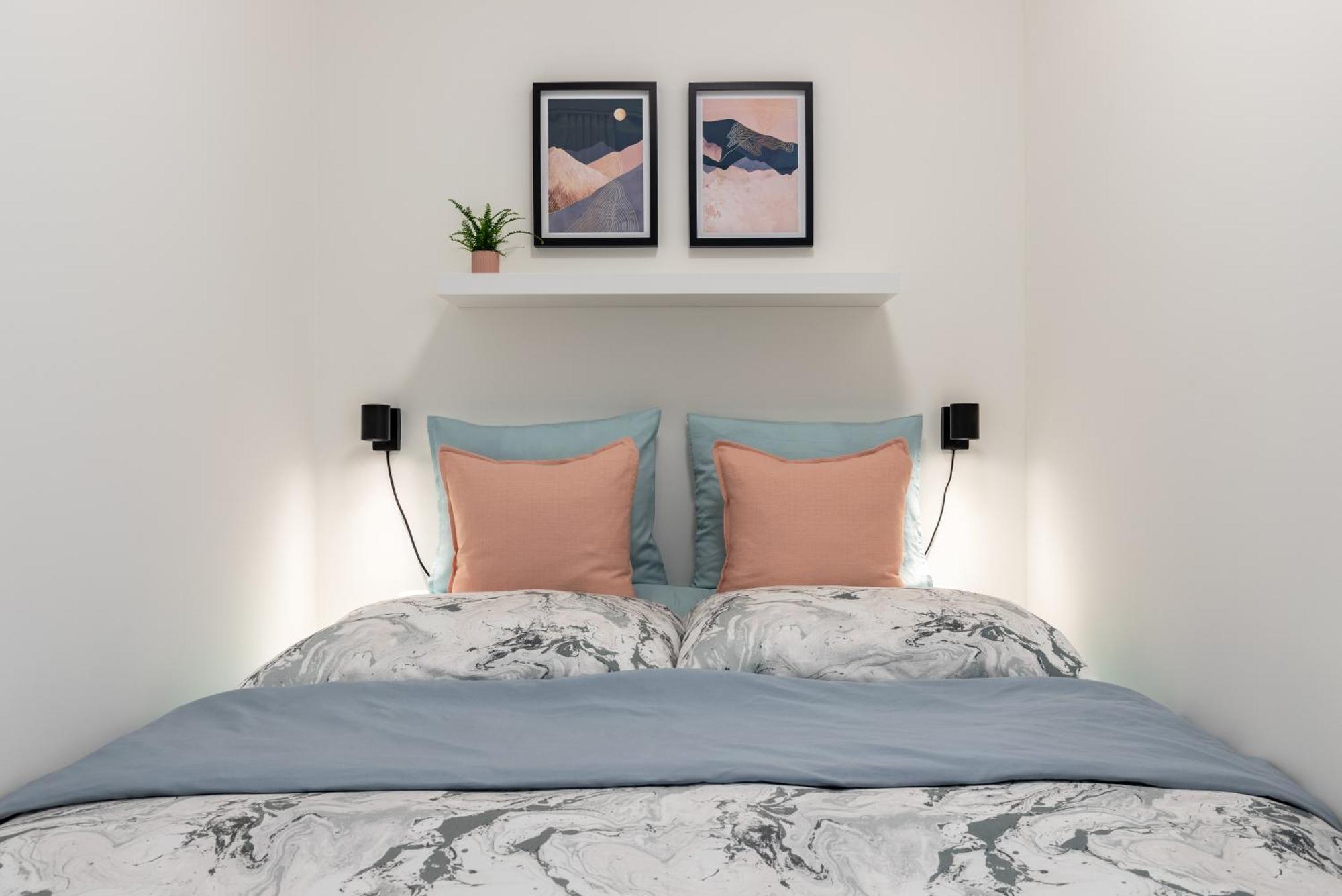 Fully Equipped Apartments With Terraces, Free Garage Parking, Netflix & Ac - By Apartmany Slapanice Cz Exteriör bild